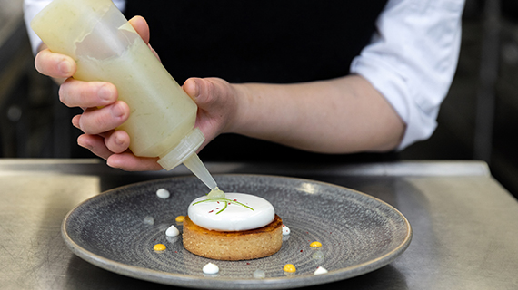 Ateliers grand public : pâtisserie et sommellerie au menu