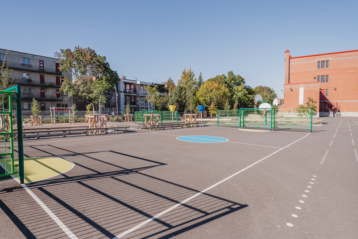 Une magnifique nouvelle cour à l’école Sainte-Cécile